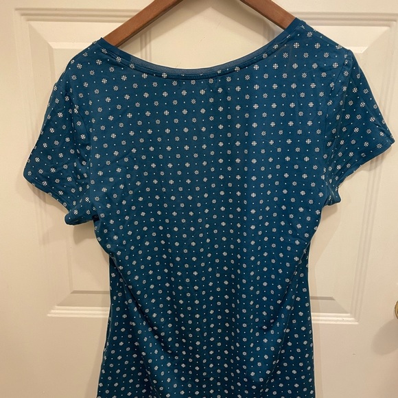 Banana Republic t-shirt - Picture 2 of 5